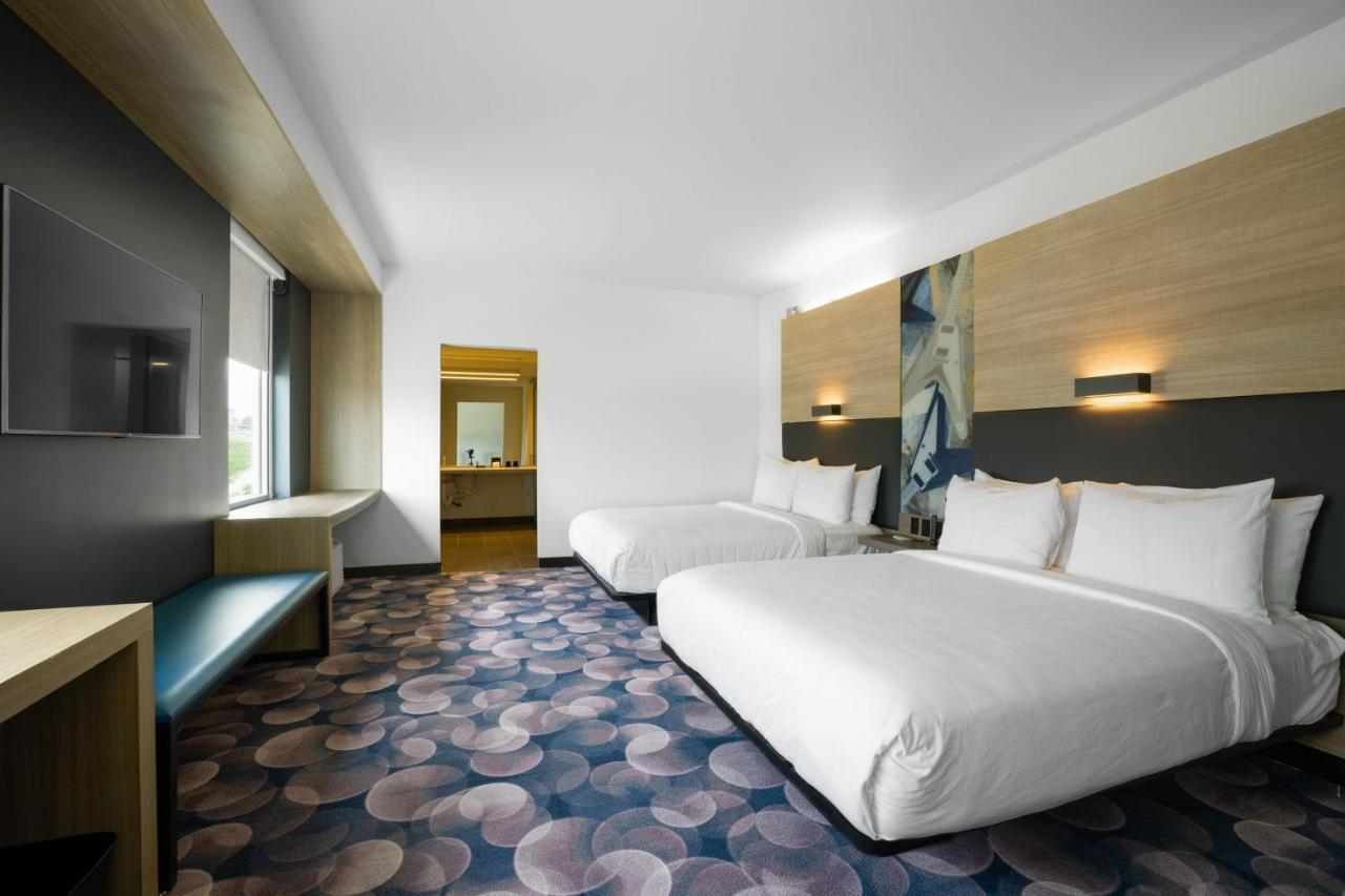 Aloft Austin Airport Hotel Buitenkant foto